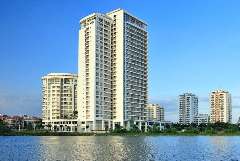 Riverpark residence 2