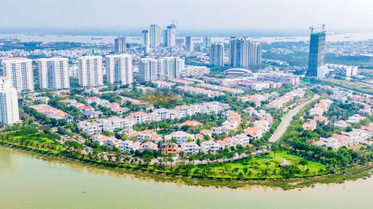 Ban biet thu chateau phu my hung quan 7