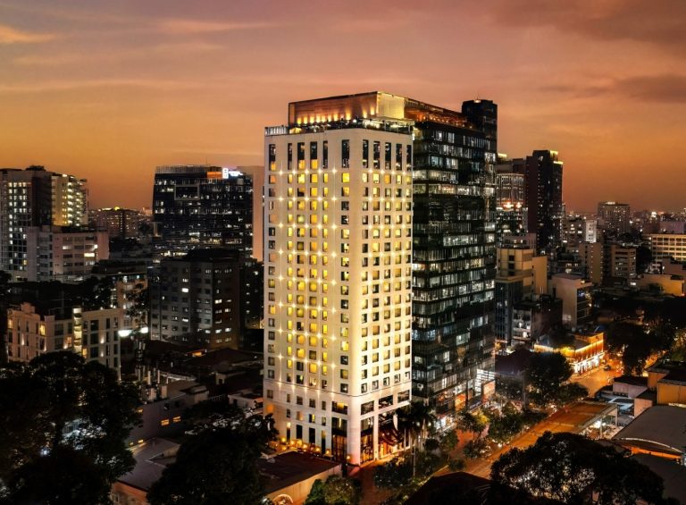 Hoteldesartssaigon 2