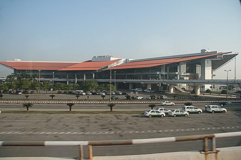 Noibaiairportterminal1 0